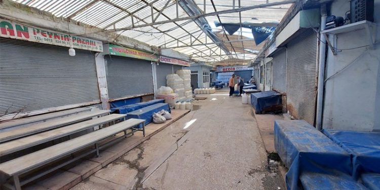 Süt ürünlerine zam esnafı da vurdu: Diyarbakır Peynirciler Çarşı’ndaki 84 dükkândan 62'si kapattı