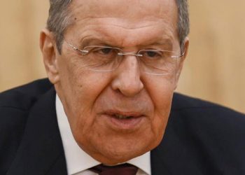 Sırbistan'ın komşuları hava sahasını kapattı, Rusya Dışişleri Bakanı ziyaretini iptal etmek zorunda kaldı: Diplomasimiz henüz ışınlanmayı keşfedemedi