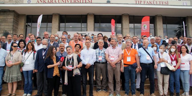 TTB’de seçimi mevcut yönetim kazandı