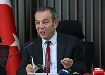 Tanju &Ouml;zcan'dan "CHP'den ihra&ccedil; edilirseniz ne yapacaksınız?" sorusuna yanıt