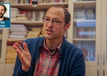 Tanıl Bora: AKP mülteci düşmanlığını kullanabilir