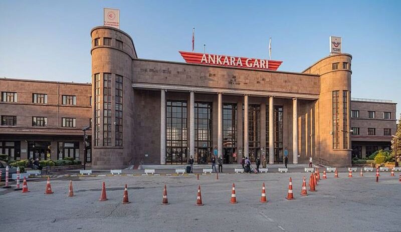 Tarihi Ankara Garı yerleşkesini özelleştiren planlara iptal