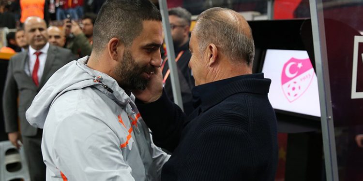 "Tarihin en iyi teknik direktörü olmak istiyorum" diyen Arda Turan: Fatih Terim, "Beni bir tek sen geçebilirsin" dedi