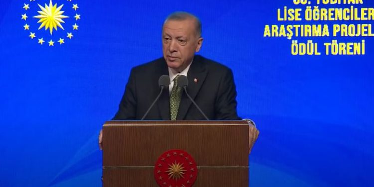 Tayyip Erdoğan: Şehitlerimiz var ama 10, 15 kat öldürülen teröristler var