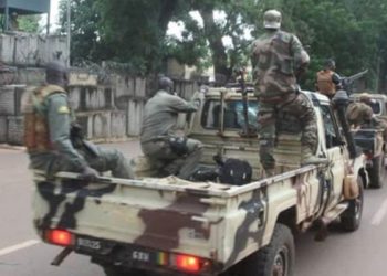 Terör saldırılarında 130'dan fazla kişi hayatını kaybetti; Mali'de üç gün yas ilan edildi