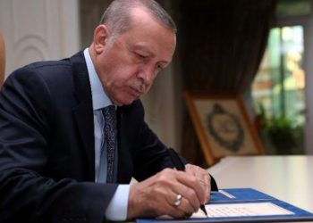 TÜRKŞEKER Başkanı görevden alındı, TÜİK'e 20 bölge müdürü atandı