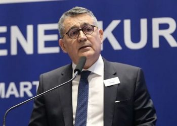 TÜSİAD: Enflasyonla mücadele artık temel öncelik ve bunun için gerekirse büyümeden taviz verilmeli