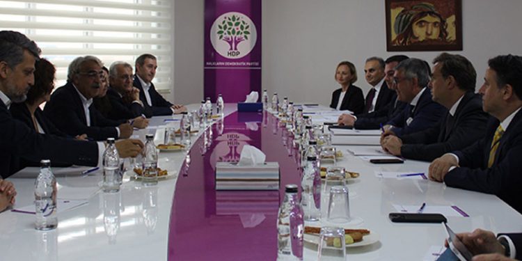 TÜSİAD; HDP, İyi Parti ve Saadet Partisi'ni ziyaret etti