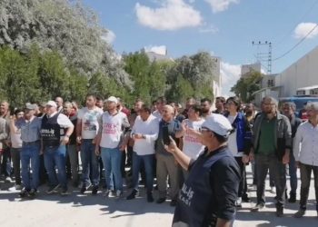 TİS görüşmeleri tıkandı, işçiler greve çıktı