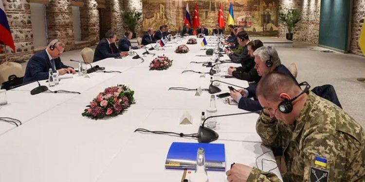 Ukrayna: Rusya ile müzakereler yeniden başlayabilir