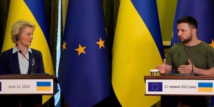 Ukrayna'nın AB'ye üyelik değerlendirmesi önümüzdeki hafta tamamlanacak