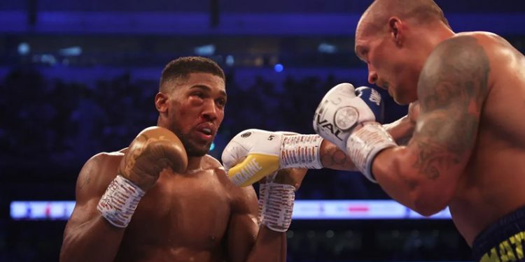 Usyk-Joshua rövanşı Suudi Arabistan'da