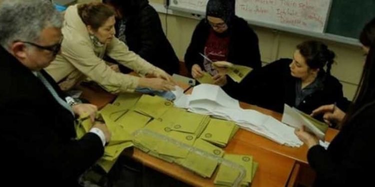 Uzman, AKP’nin seçim stratejisini anlattı: ‘Müjdeler’ erken seçim işareti mi?