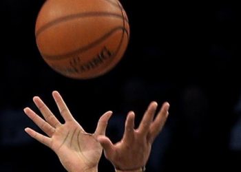 Warriors NBA final serisini 2-2'ye getirdi