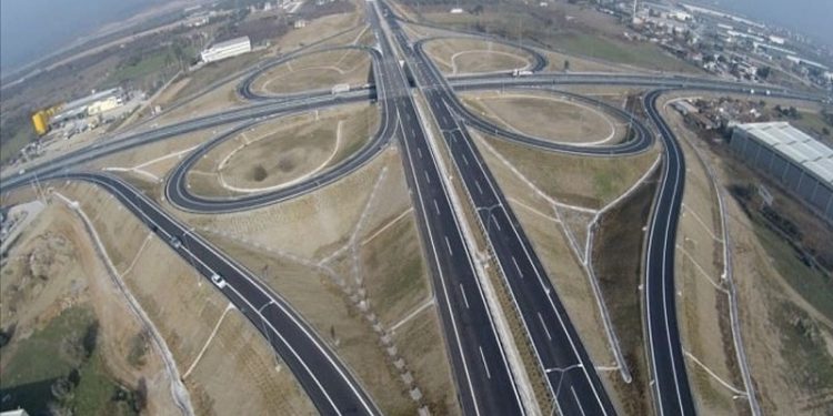 Yap-işlet-devret modeli yollar için yapılan ödeme 6.2 milyar TL artırıldı