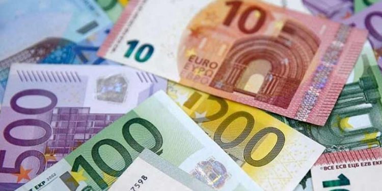 Yasa tasarısı kabul edildi: Almanya'da asgari ücrete bir yılda üç zam