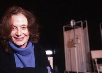 Yıldız Kenter'in hayatını anlatan 'Caniko' izleyiciyle buluşacak