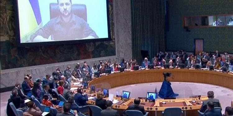 Zelenskiy, Rusya'nın BM'deki haklarından yoksun bırakılması çağrısı yaptı