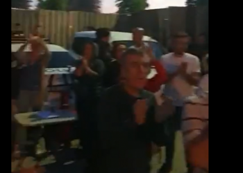 Çekmeköylüler son deprem toplanma alanları için direniyor: Yurttaşlardan ses çıkarma eylemi