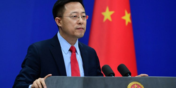 Çin: ABD, evindeki silahlı şiddetle yüzleşmeli