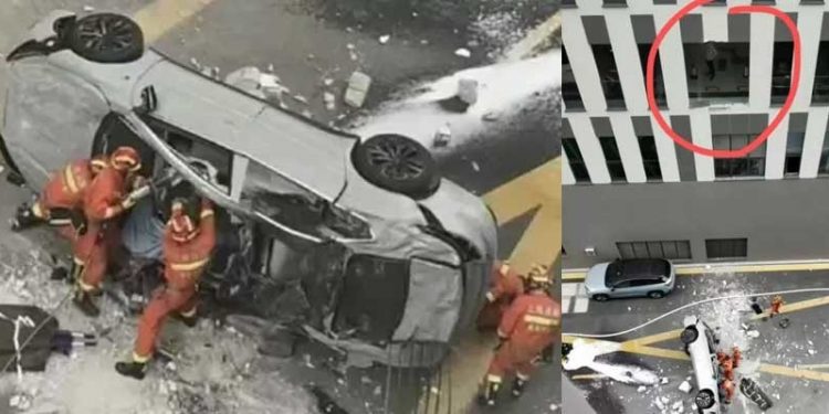 Çin'de elektrikli araç 3. kattan düştü: 2 ölü