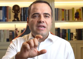 Özgür Demirtaş'tan 'GES' tepkisi: İşe yaramaz, zaman kaybı