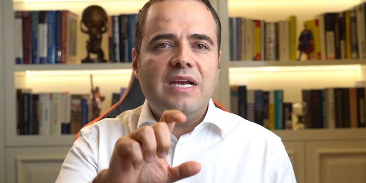Özgür Demirtaş'tan 'GES' tepkisi: İşe yaramaz, zaman kaybı
