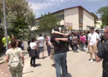 Üniversite sınavı bugün bitti: ‘Üniversiteye bile gitmeden yurt dışına çıkmayı düşünüyorum’