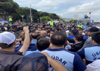 İBB ve Üsküdar Belediyesi karşı karşıya geldi: Zabıtalar birbirine girdi