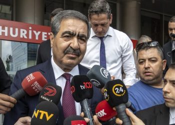 İYİ Partili Oral’dan Kılıçdaroğlu’na ‘özür’ ziyareti