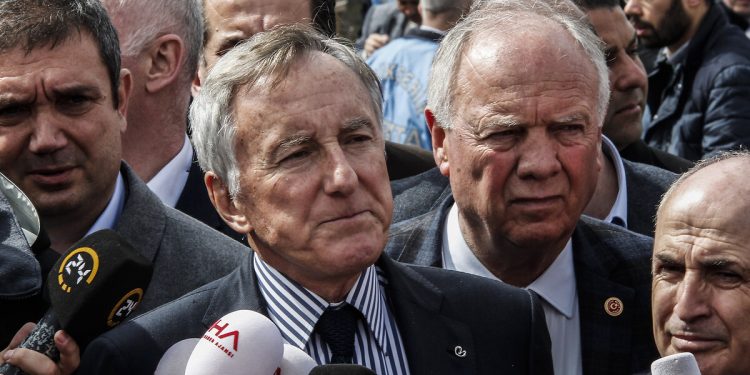 İki gün önce havalanan helikopter kayıp, Eczacıbaşı endişeli