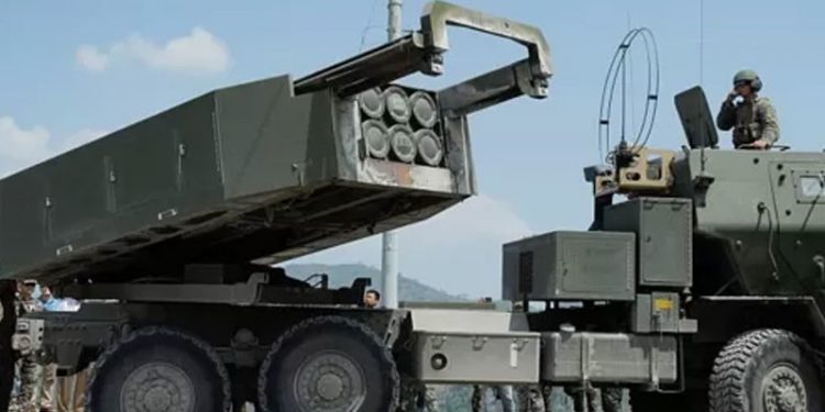 İngiltere Kiev'e uzun menzilli füze gönderecek
