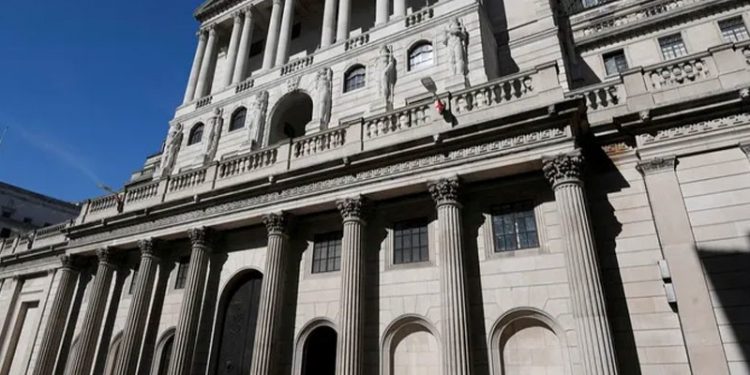 İngiltere Merkez Bankası da faiz artırdı