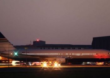 İngiltere'den sığınmacıları Ruanda'ya gönderecek ilk uçuş AİHM kararıyla son anda iptal edildi