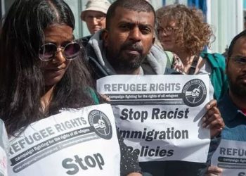 İngiltere'den sığınmacıları Ruanda'ya götürecek ilk uçak bu akşam kalkacak