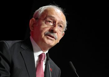 İslam sempozyumuna katılan Kılıçdaroğlu, Marx’tan alıntı yaptı
