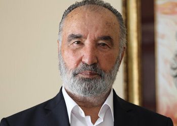 İsmet Berkan: Dini kurallar değişmedi, Hazine’nin çıkardığı ürün de aynı; Hayrettin Karaman’ın fetvası neden değişti?