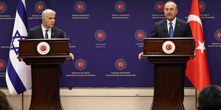 İsrail Dışişleri Bakanı Lapid Ankara'da: Büyükelçilerin geri dönmesi için çalışma başlatıldı