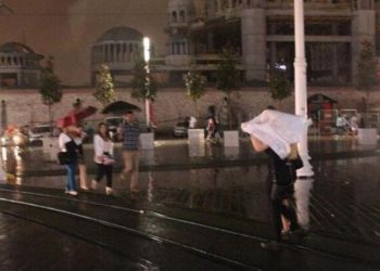 İstanbul için 'sağanak yağış' uyarısı: Gece yarısından itibaren başlayacak