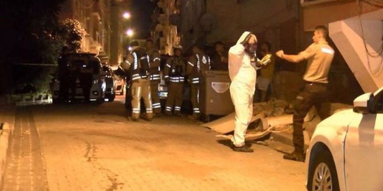 İstanbul'da ilaçlama yapılan binada 16 kişi hastaneye kaldırıldı