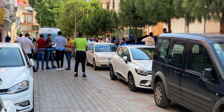 İzmir'de silahlı saldırı: 1 kişi hayatını kaybetti