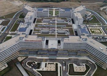 Şehir hastanelerine yapılacak ödeme 5 bakanlığın bütçesini geçti