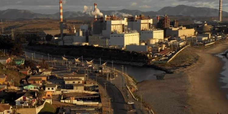Şili'de kimyasal sızıntı: 50'si çocuk, onlarca kişi zehirlendi