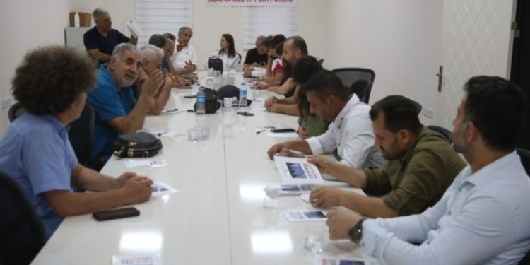 ‘Alevilere Eşit Yurttaşlık Hakkı’ kampanyası kapsamında toplantı