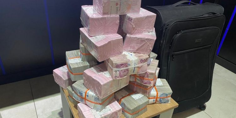 ‘Demir Yumruk’ operasyonu: Şirketlere kayyım atandı, 500 milyon TL’ye el konuldu