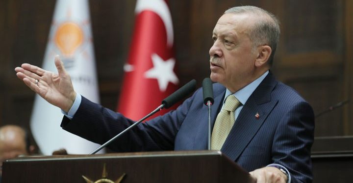 ‘Erdoğan’a hakaretten’ yargılananlara: ‘Sürtük’ sözü dava dosyalarına girmeli