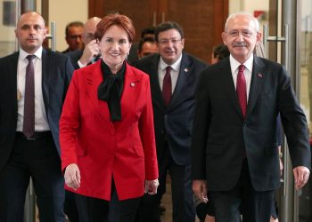 ‘Yine küfür etmişsin; aday diye yalvarıyorsun, paniktesin Erdoğan’