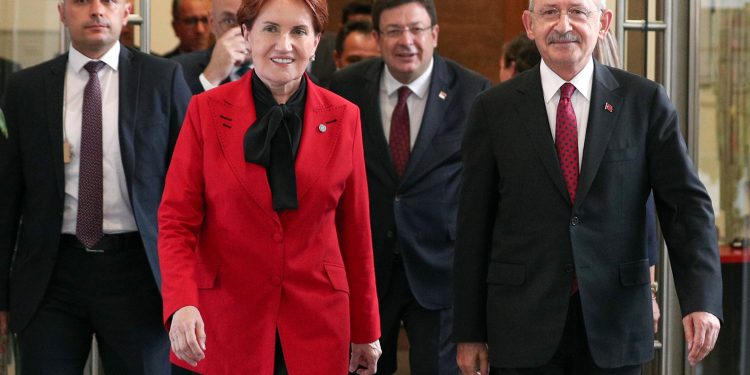 ‘Yine küfür etmişsin; aday diye yalvarıyorsun, paniktesin Erdoğan’