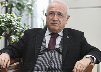 ‘Çiçek gibi yükseliş’: Cemil Çiçek’in oğlu üçüncü kez EPDK yönetiminde