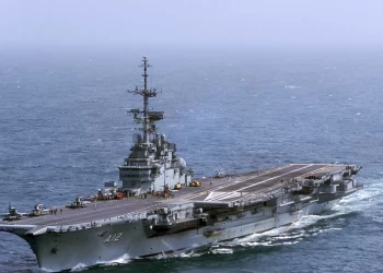 Çevrecilerin Tepki Gösterdiği Gemi Aliağa Yolunda